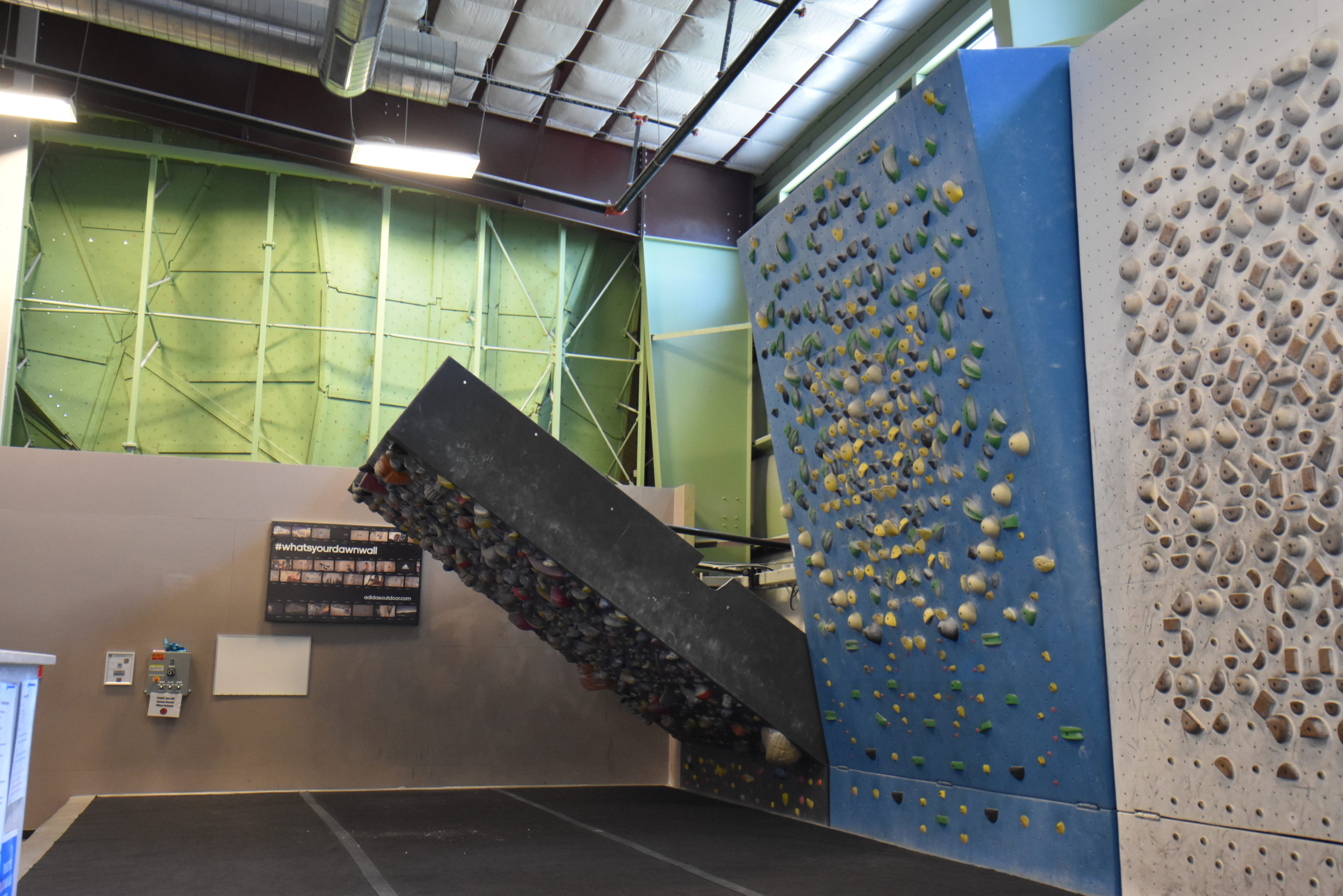 Earth Treks Climbing Centers - Dcb Construction Company